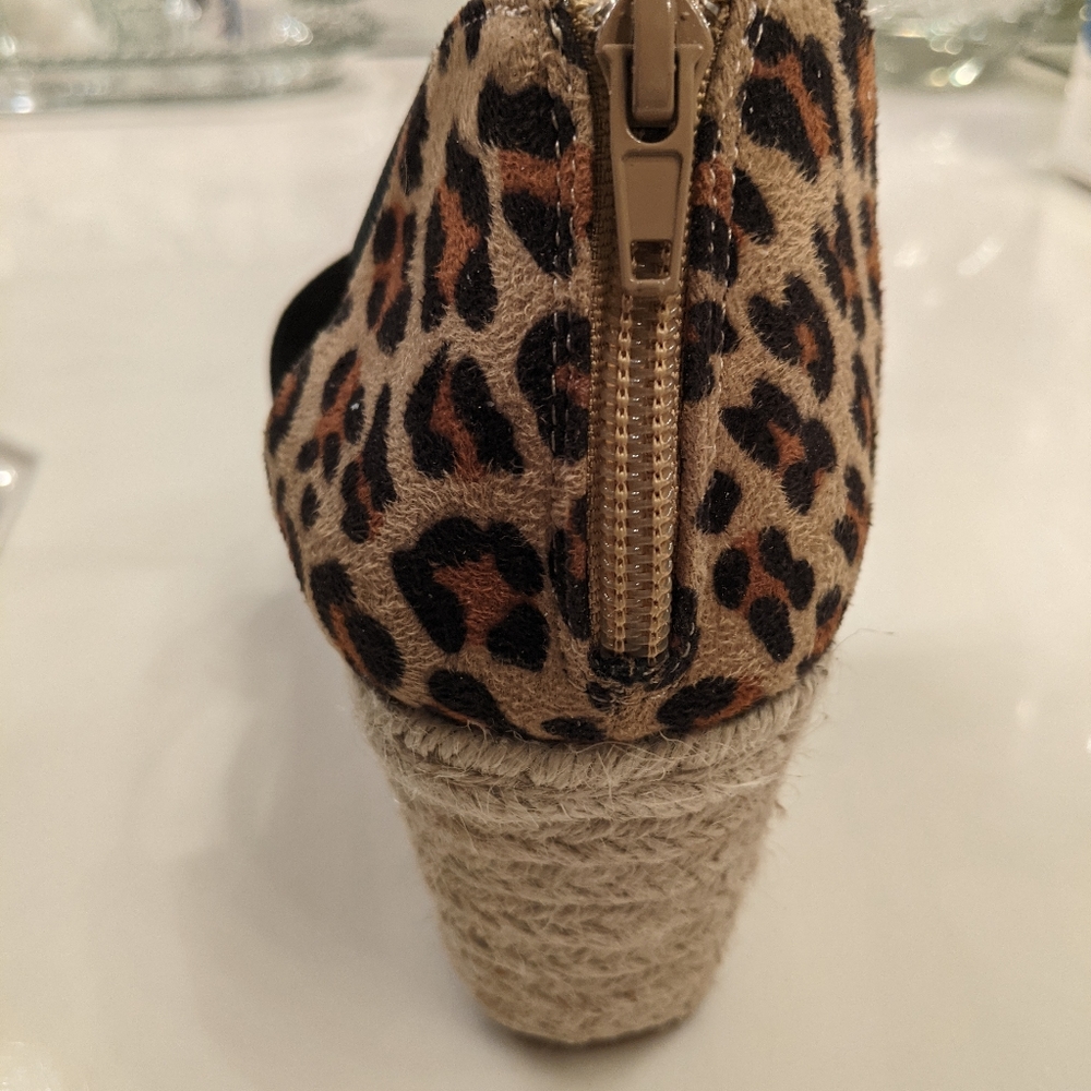 Shoes - Picture 3 of 5